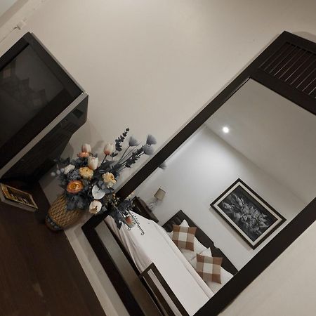 Tree House Hotel Sisaket Kültér fotó