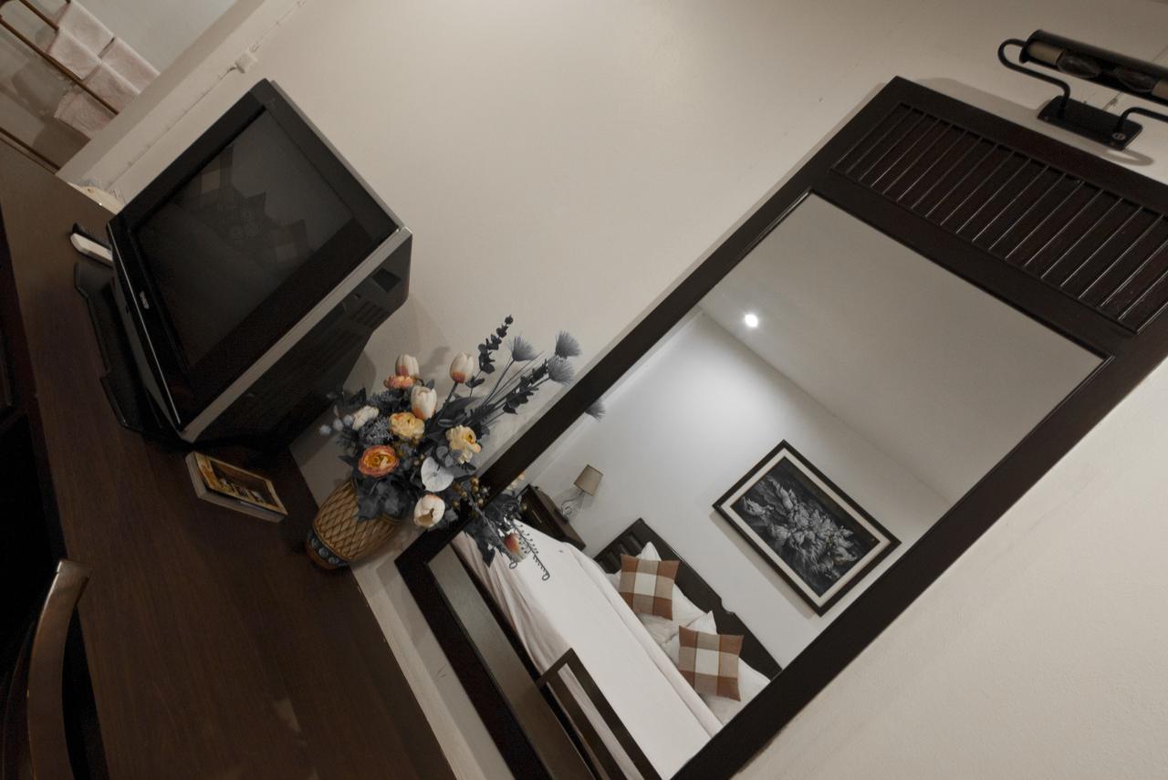 Tree House Hotel Sisaket Kültér fotó