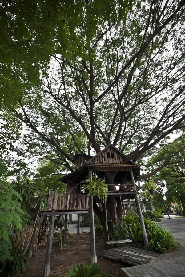 Tree House Hotel Sisaket Kültér fotó