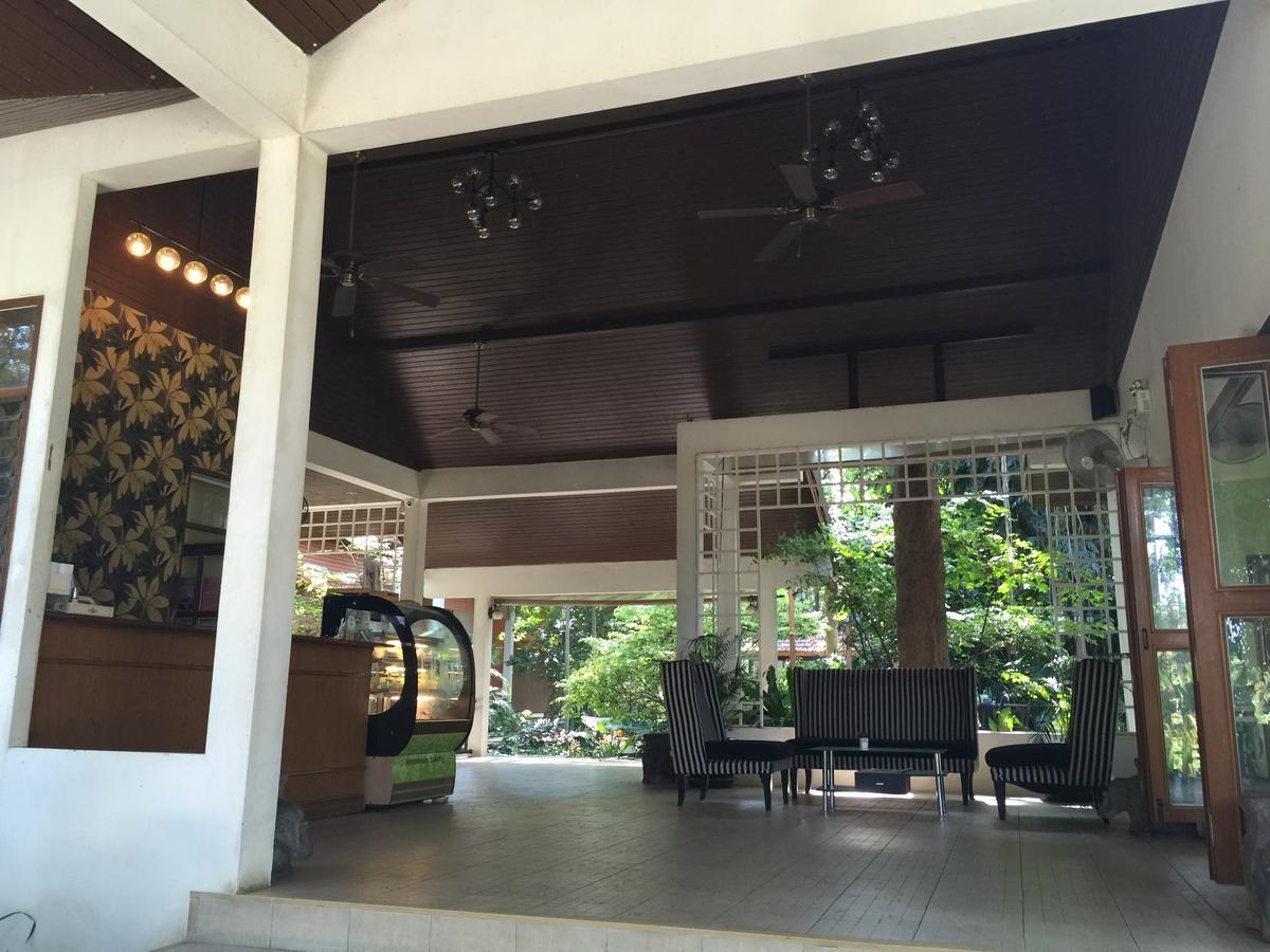 Tree House Hotel Sisaket Kültér fotó